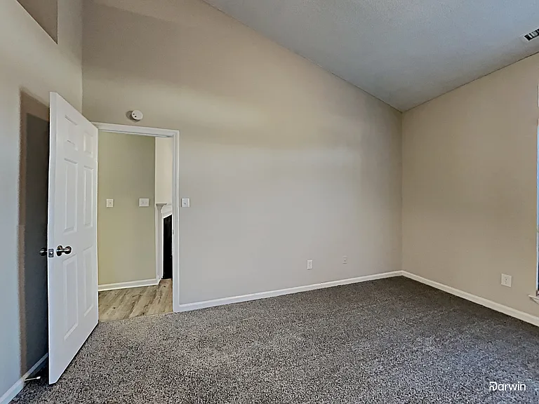 423 Cottonwood Park Dr — Photo 15