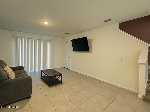 5th image of 8232 WATERCOURSE Way