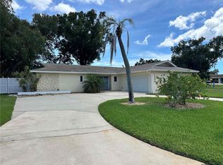1500 N Dakota Ave NE, Saint Petersburg, FL 33703
