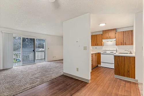 7349-7347 7345 Henderson Blvd SE Photo 1