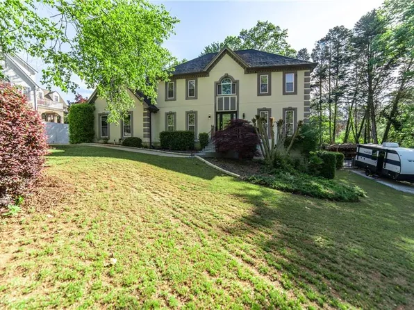 2157 Lake Ridge Ter, Lawrenceville, GA 30043