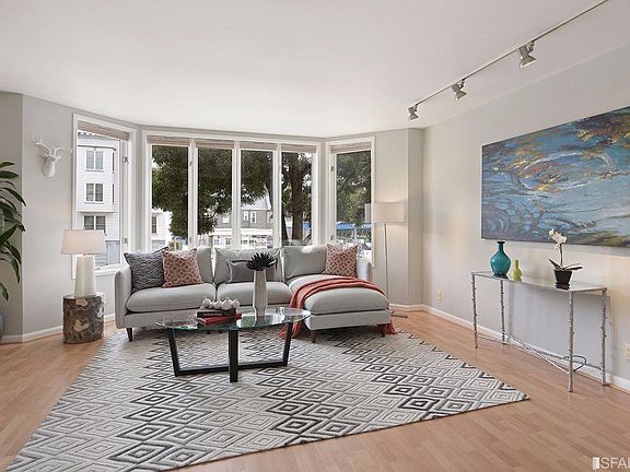 2nd image of 875 Masonic Ave #100