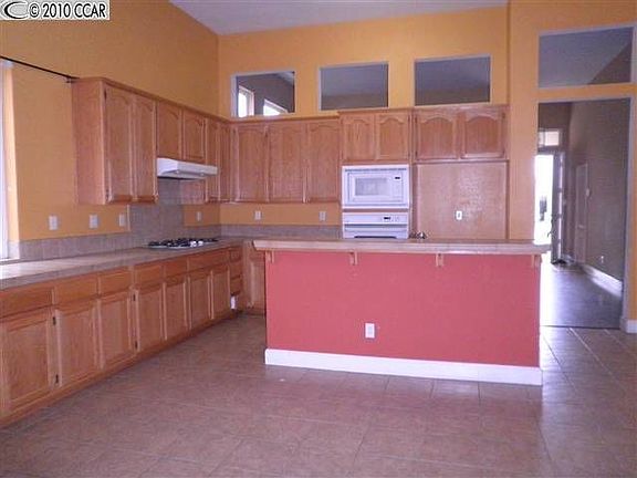 3rd image of 1357 San Lucas Dr