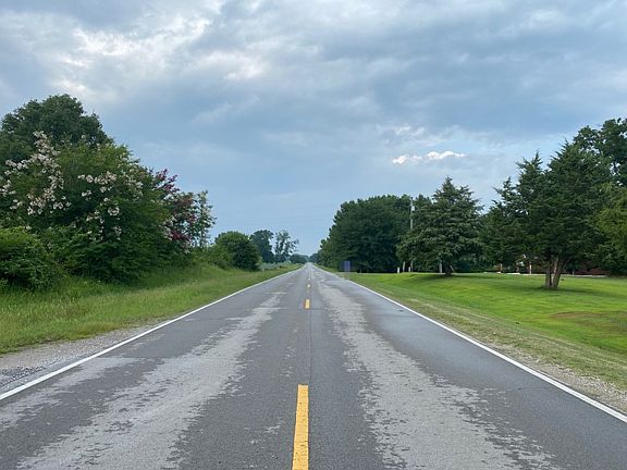 3rd image of 423 County Road 5011