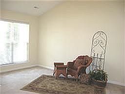 Great Rm includes Vaulted Ceiling
