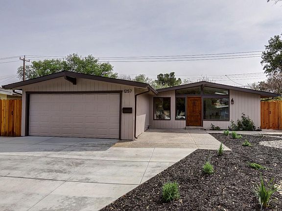 2nd image of 1257 Manzano Way