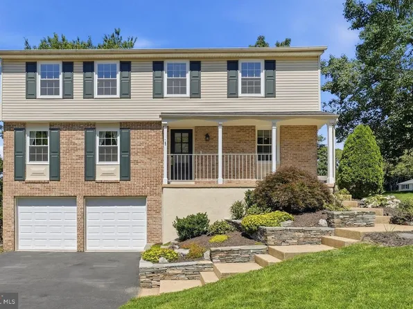 6816 Rock Creek Ct, Alexandria, VA 22306