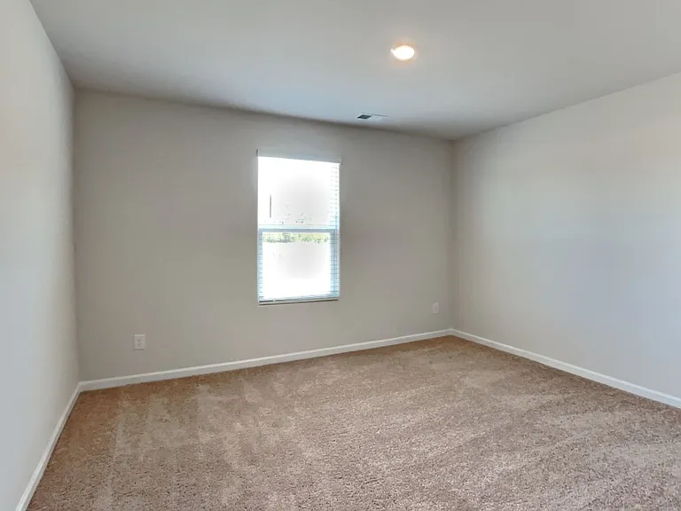 279 Royal Meadow Dr — Photo 15