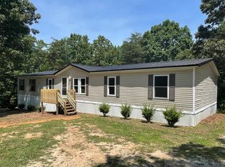 156 Carr Dr, Cowpens, SC 29330