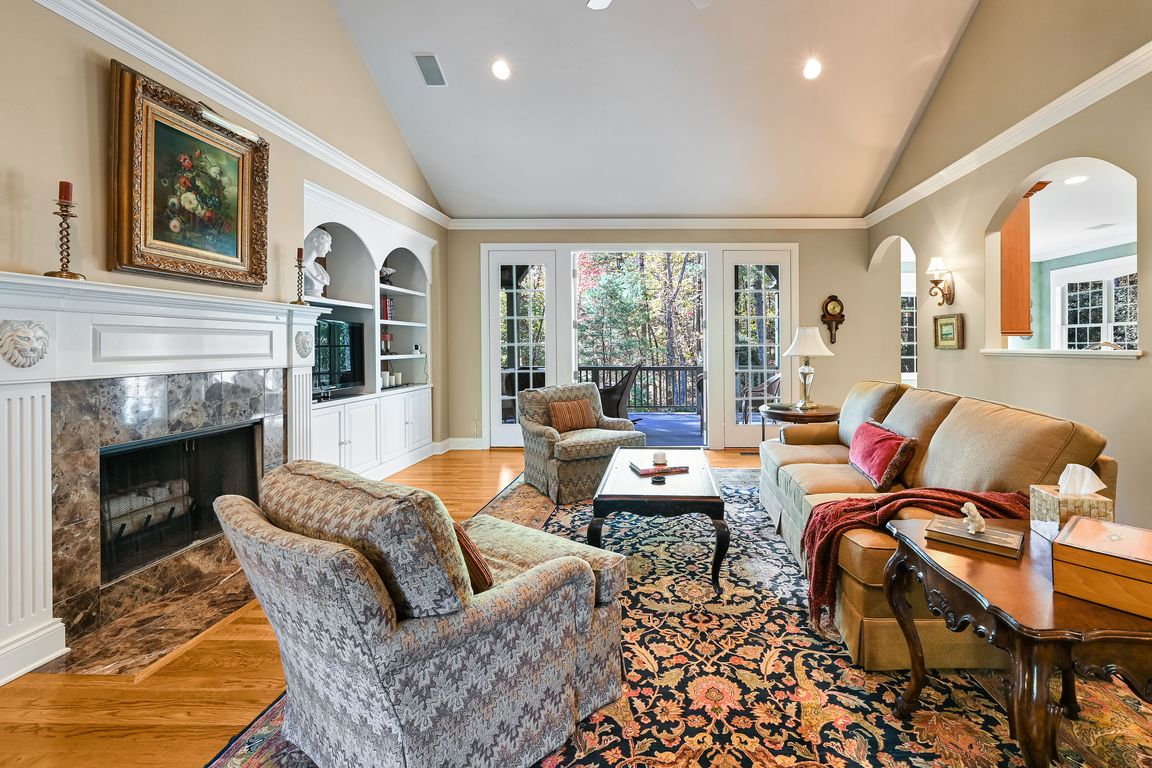 next background image