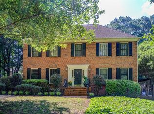 854 Newcastle Dr SW, Lilburn, GA 30047