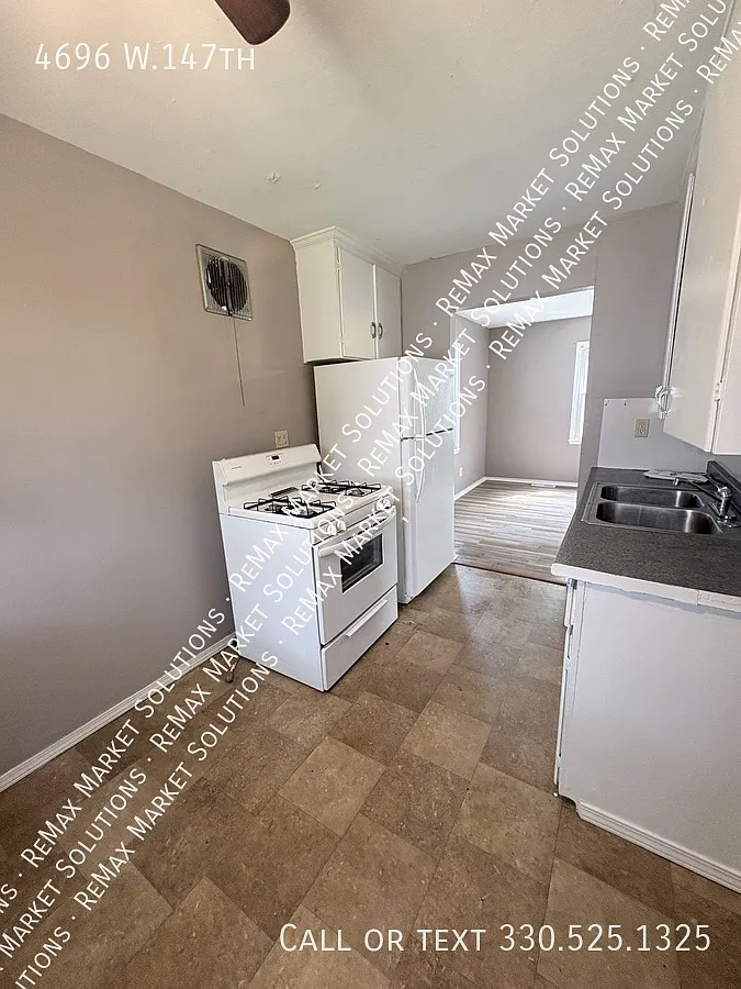 Charming 2-Bedroom Cleveland Rental Near Westpark — Photo 3