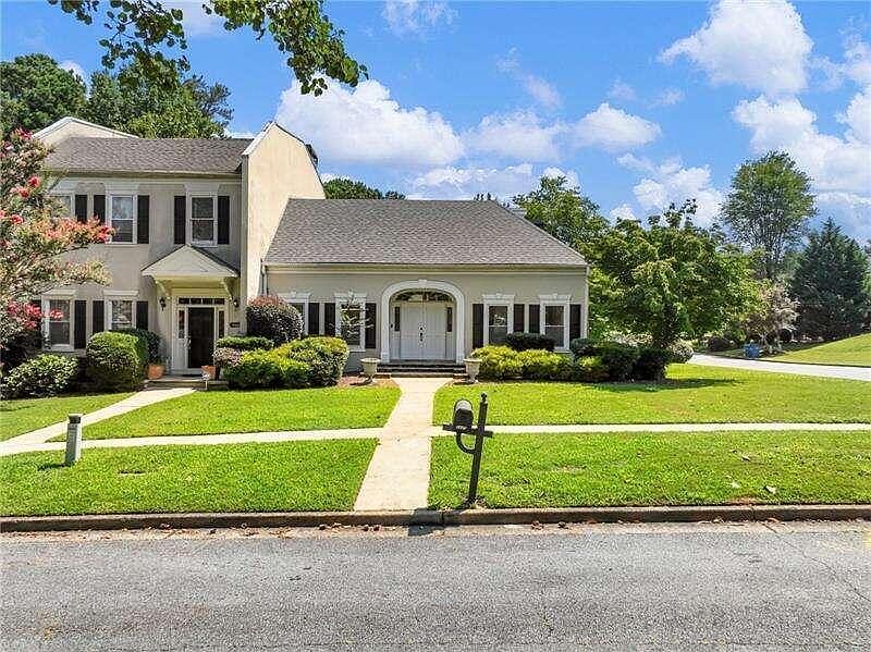 1st image of 9445 Knollcrest Blvd