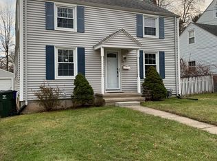 135 Wilfred St, West Hartford, CT 06110