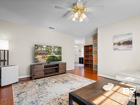 2nd image of 5514 Gaillard Dr