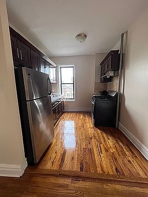 3rd image of 3213 Snyder Ave APT C3