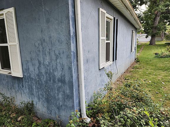2nd image of 1328 Ledlie Ave