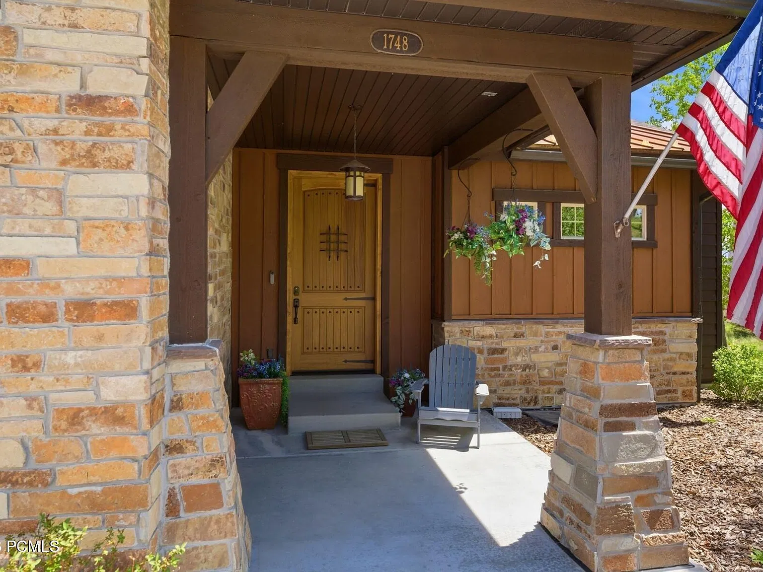 4 bed, 3.5 bath, 3434 sqft, $5,800 — Photo 2