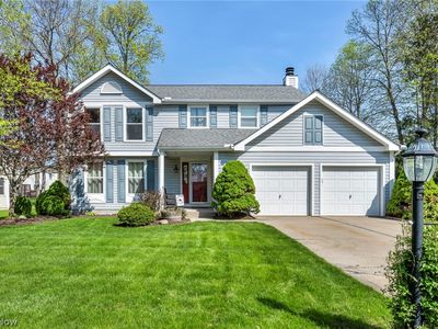 14194 Pine Lakes Dr, Strongsville, OH, 44136