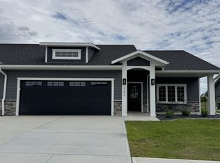 3304 Stonebrook Ln, Norfolk, NE 68701