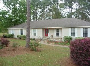 2003 Forest Dr, Douglas, GA 31533