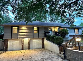 12624 Sycamore Ave, Grandview, MO 64030