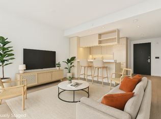 252 South St #76B, New York, NY 10002