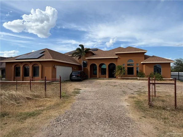 28 Zinnia St, Roma, TX 78582