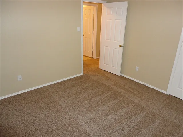 5200 Emmeryville Ln — Photo 13