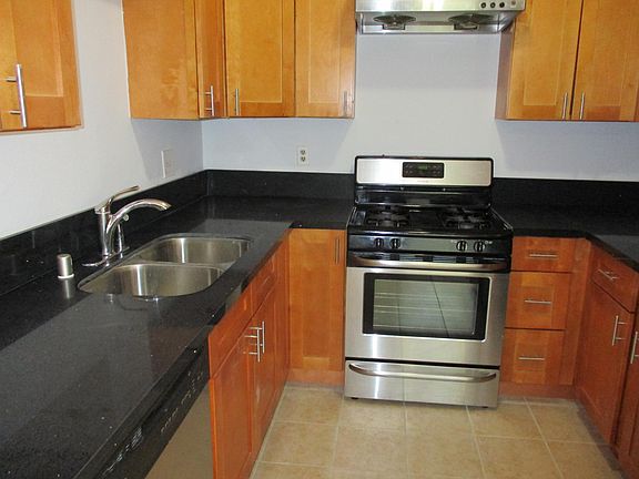 2nd image of 503 W Linda Vista Ave APT B
