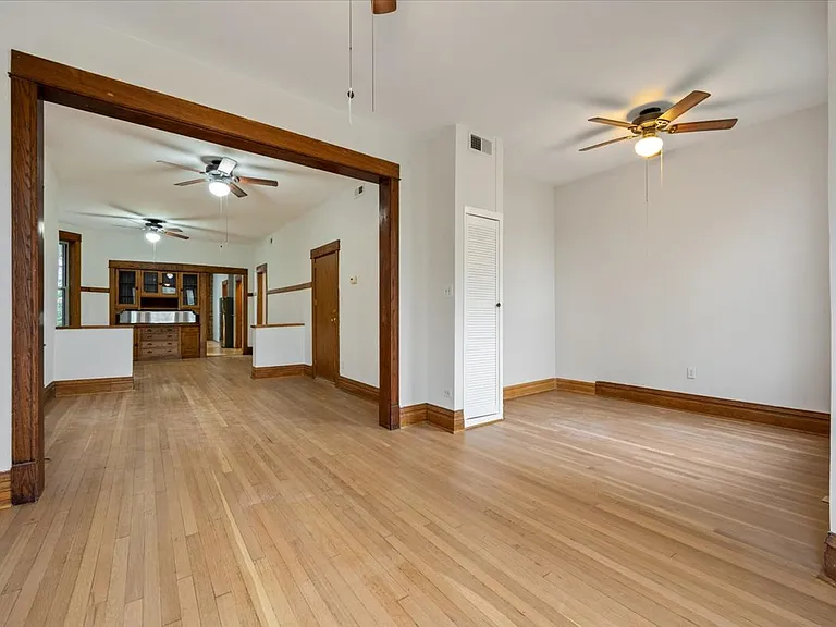 1518 N Kedzie Ave #2 — Photo 4