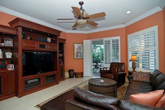 3rd image of 742 SW Palm Cove Dr