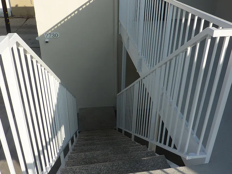 7730 S Comstock Ave #C — Photo 19
