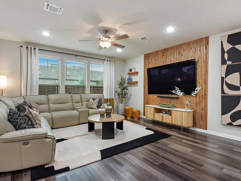210 Zuma Dr — Photo 6