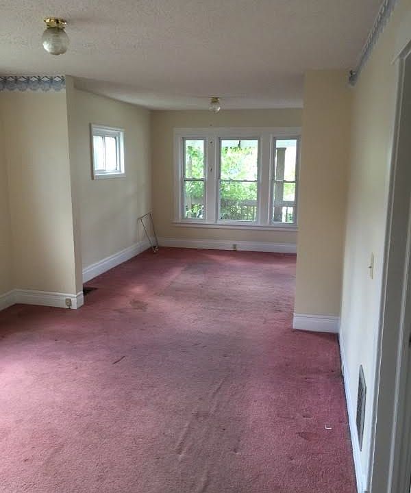 1st image of 80 Hastings Ave #House