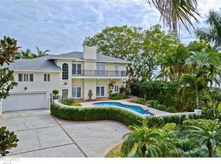671 Brightwaters Blvd NE, Saint Petersburg, FL 33704