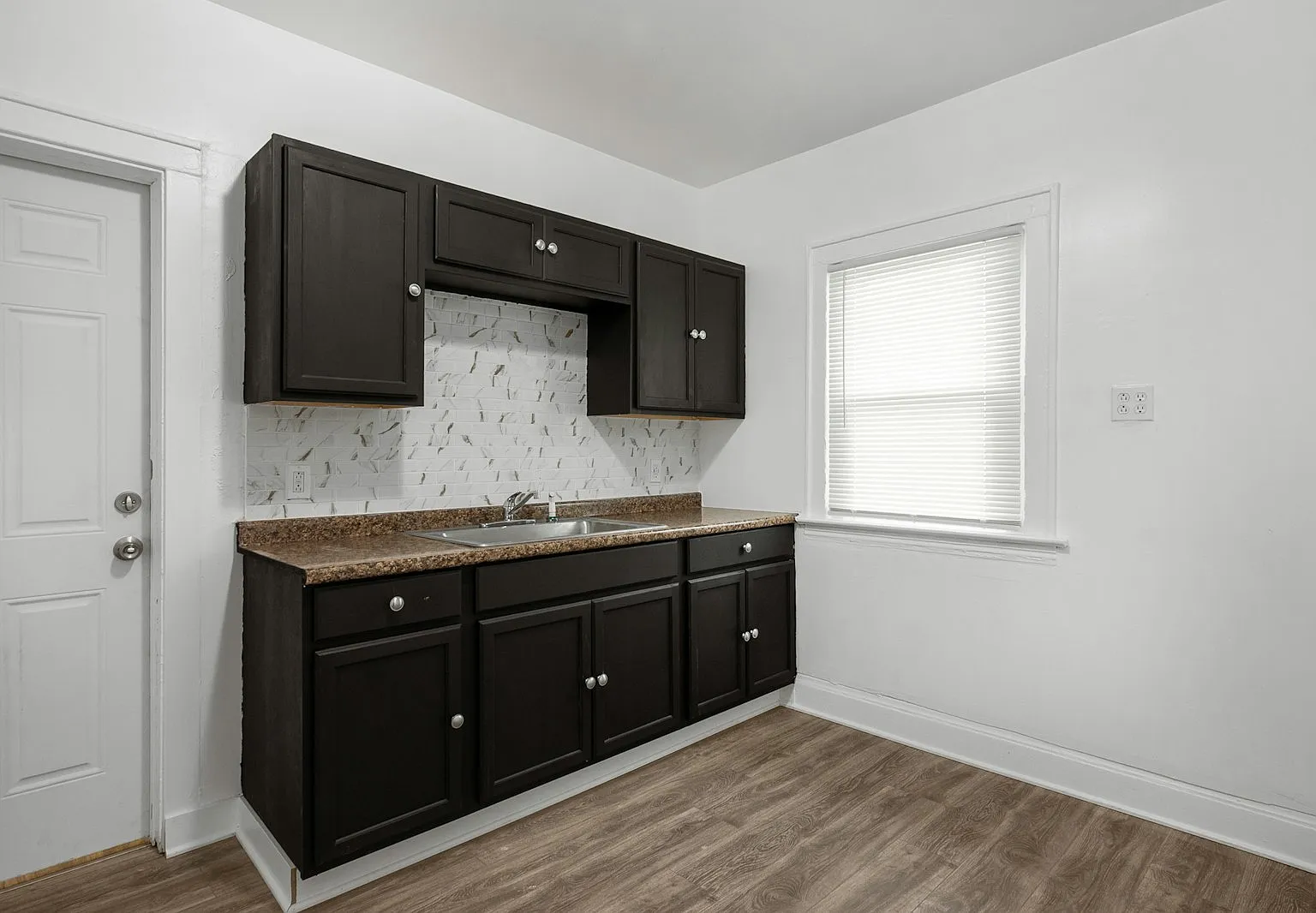 13500 3rd Avenue, Unit B (Upstairs) — Photo 4