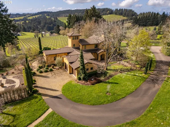 17001 NE Fairview Dr, Dundee, OR 97115