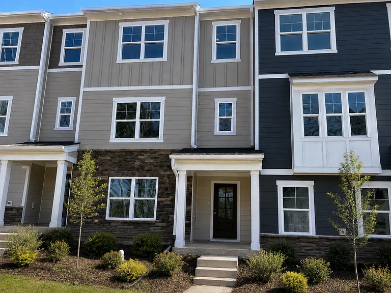 1815 Starlit Sky Ln — Photo 1