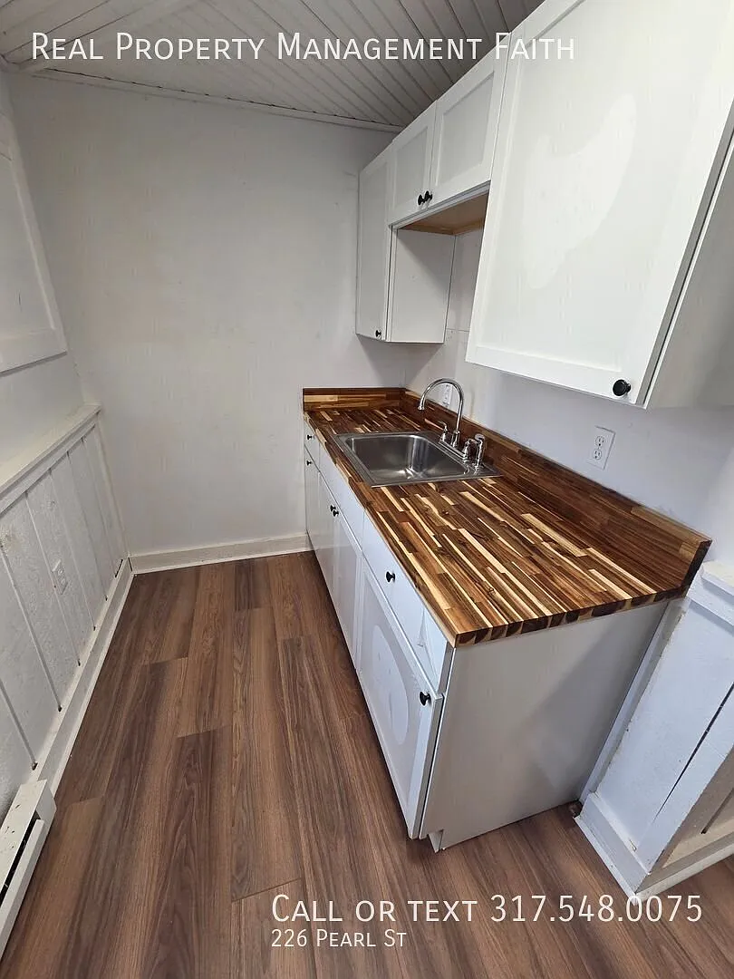 Duplex in Greenwood — Photo 3