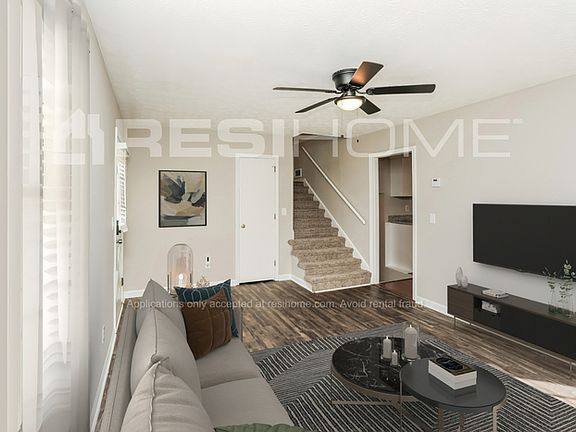4th image of 370 Amberwood Dr