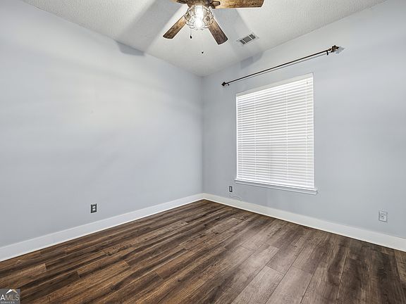 4th image of 417 Ryoaks Dr