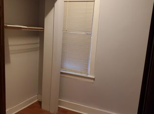 2952 S Farrell St, Chicago, IL 60608