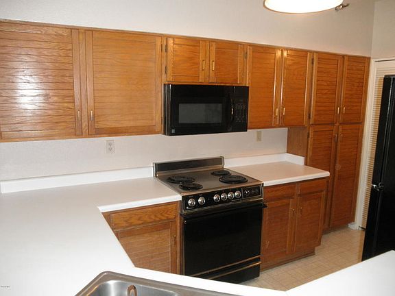4th image of 154 W 5th St Unit 104
