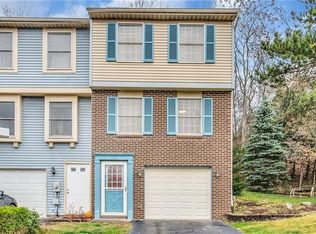 212 Shady Ridge Dr, Monroeville, PA 15146