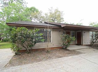 5815 Princeton Dr #C, Pensacola, FL 32526