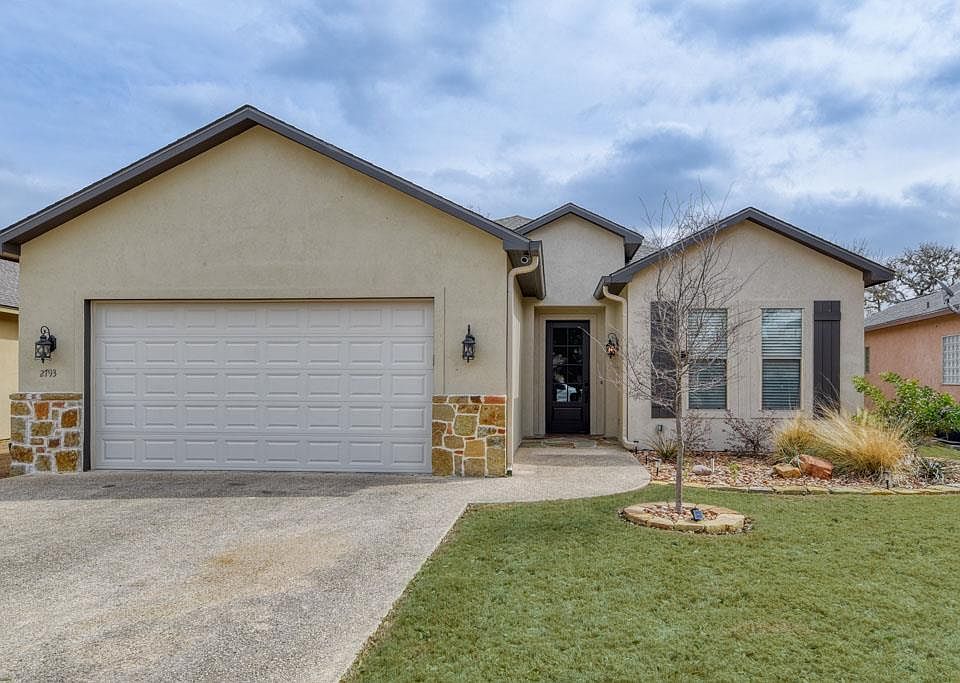 1st image of 2793 Indian Wells Dr