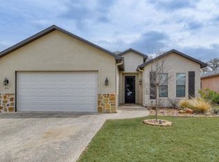 2793 Indian Wells Dr, Kerrville, TX 78028