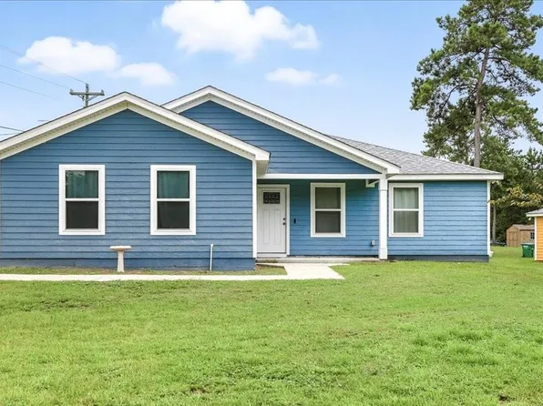 11 Sand Pine Dr, Midway, FL 32343