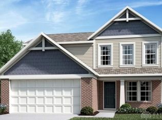 4306 Forestedge St, Tipp City, OH 45371
